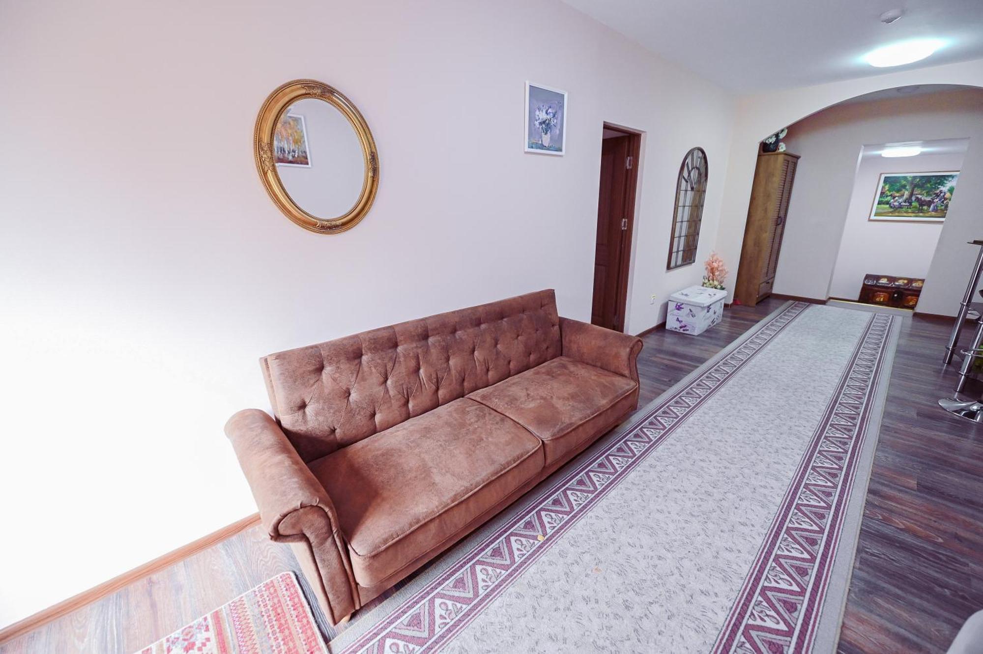Conacul Domnesc Scheia Exterior foto