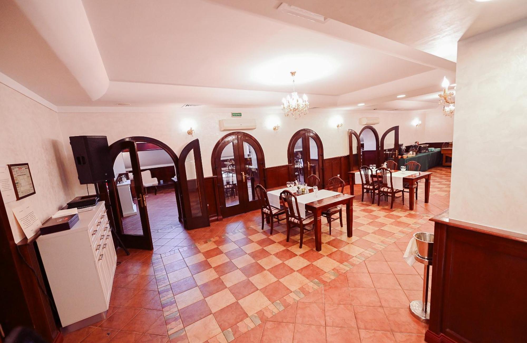 Conacul Domnesc Scheia Exterior foto