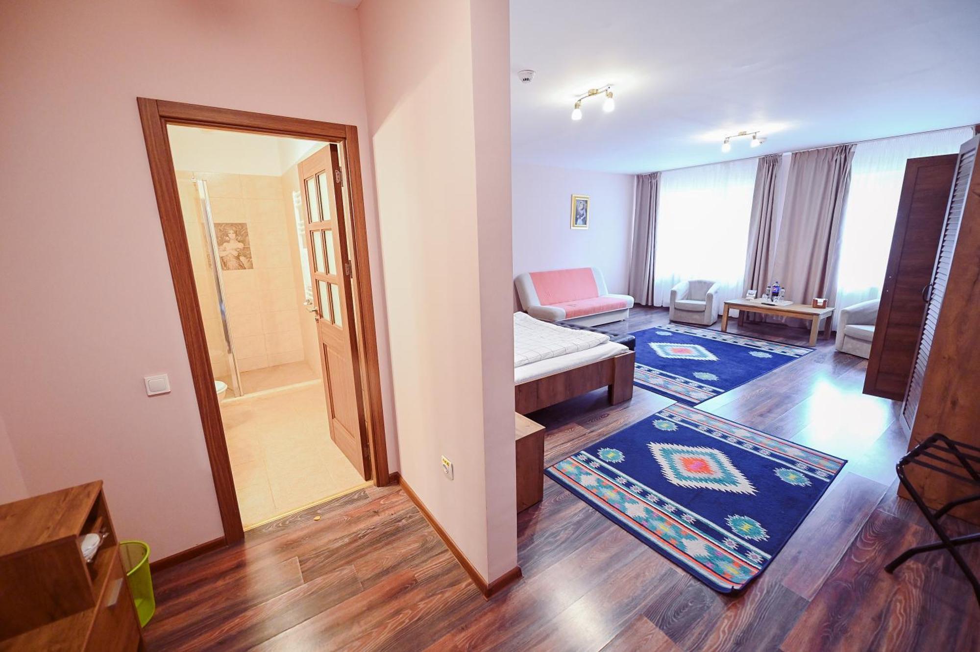 Conacul Domnesc Scheia Exterior foto